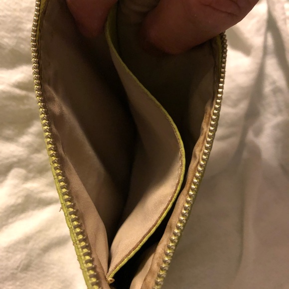 Spring Green Cole Haan Wristlet. Unique piece. - Picture 4 of 4